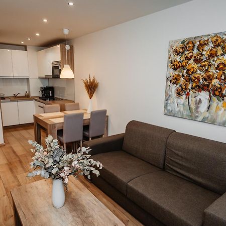 Ah Povazska IV Apartman Kassa Kültér fotó